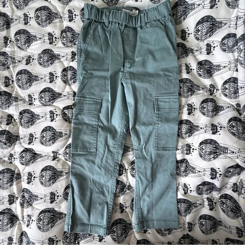 Mini Boden Girl Kids Cropped Cargo Pants  7 years